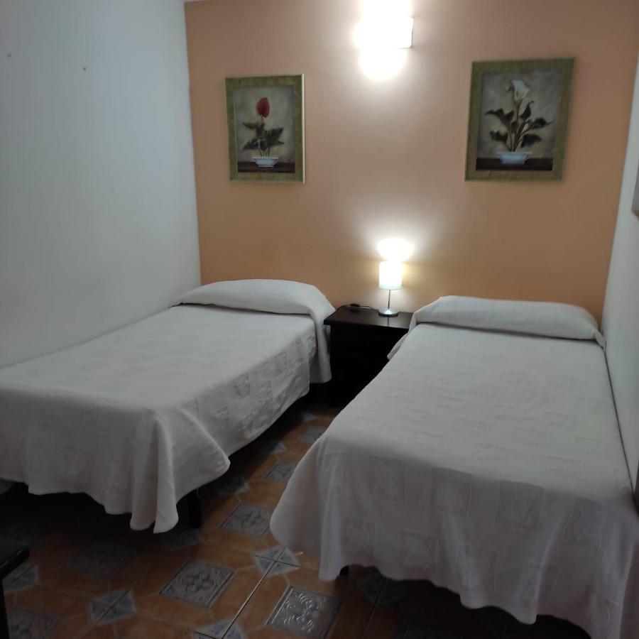 Hostal Castilla 아랑페즈 외부 사진