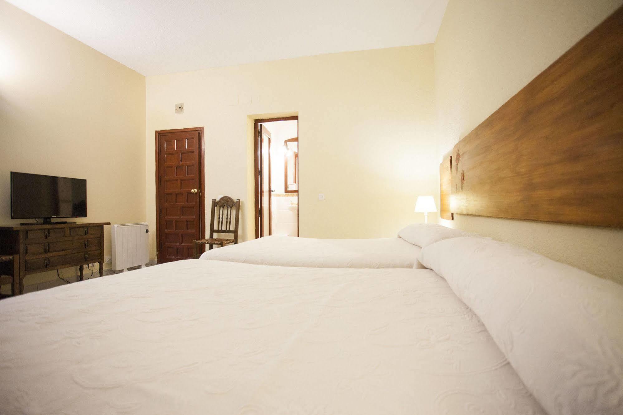 Hostal Castilla 아랑페즈 외부 사진